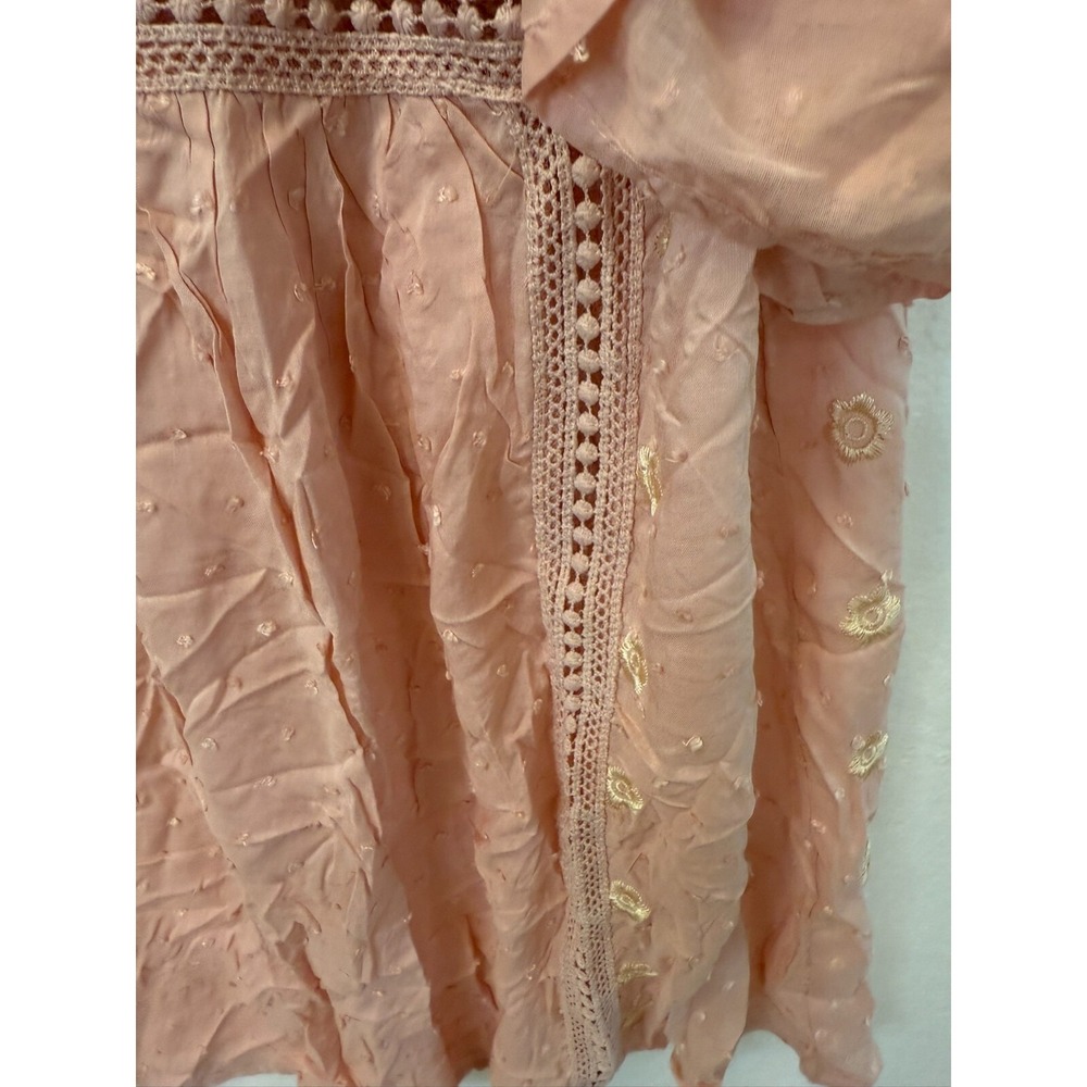 LIV Los Angeles NWOT Pink Embroidery Boho Top Size 2X (Measures to Size XL) - Picture 4 of 6